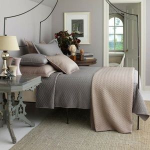 Dransfield & Ross Vannerie Coverlet Quilt Size King